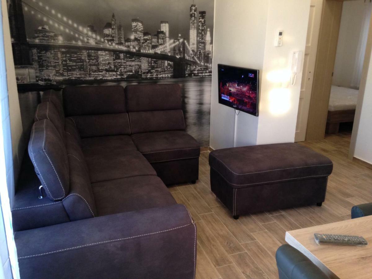 Apartmani Filip Zadar Diklo エクステリア 写真