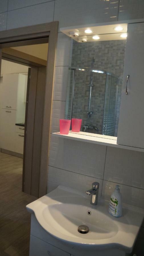 Apartmani Filip Zadar Diklo エクステリア 写真